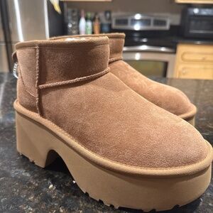 UGG New Heights